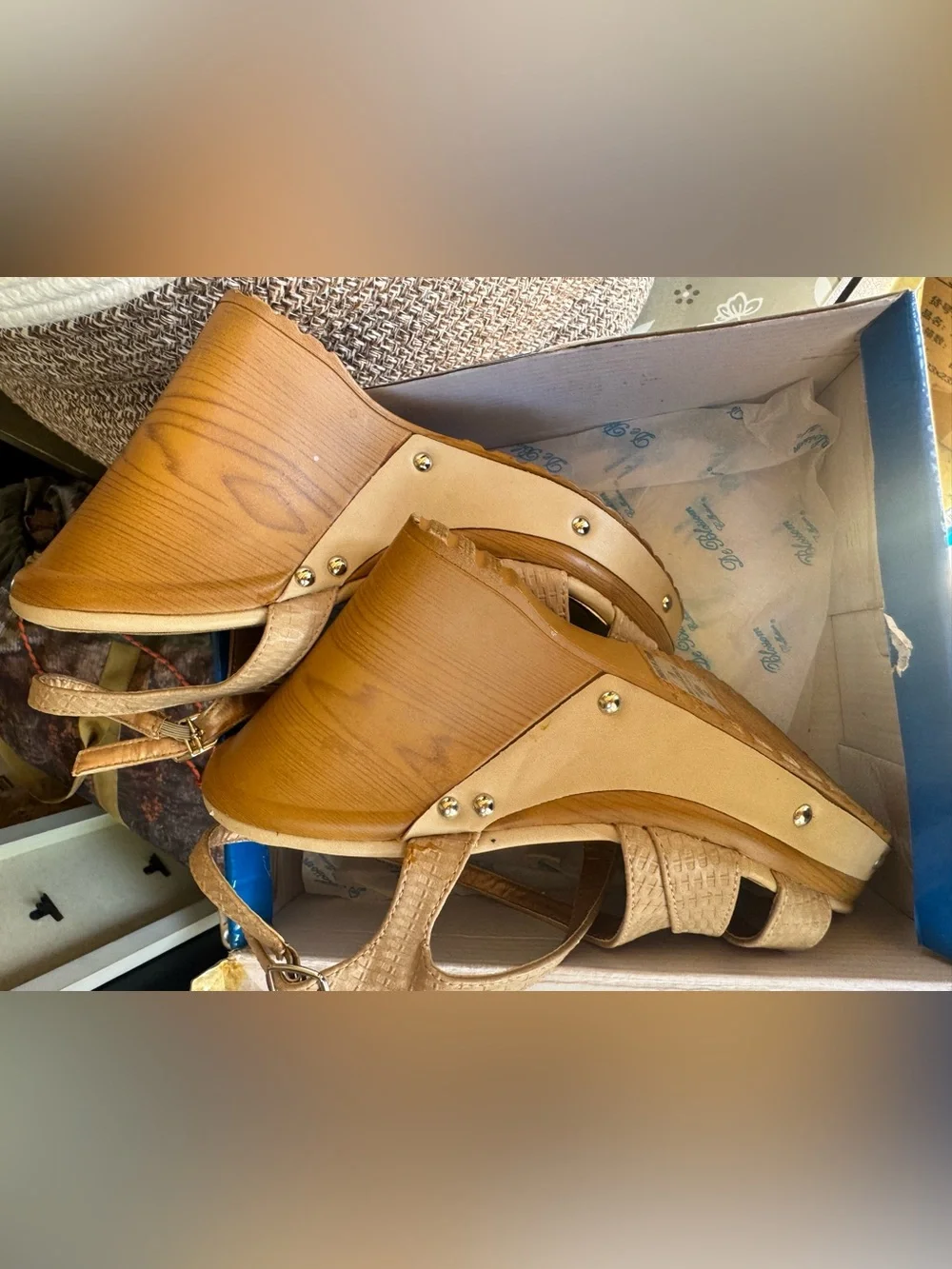 Boutique Bought stylish beige